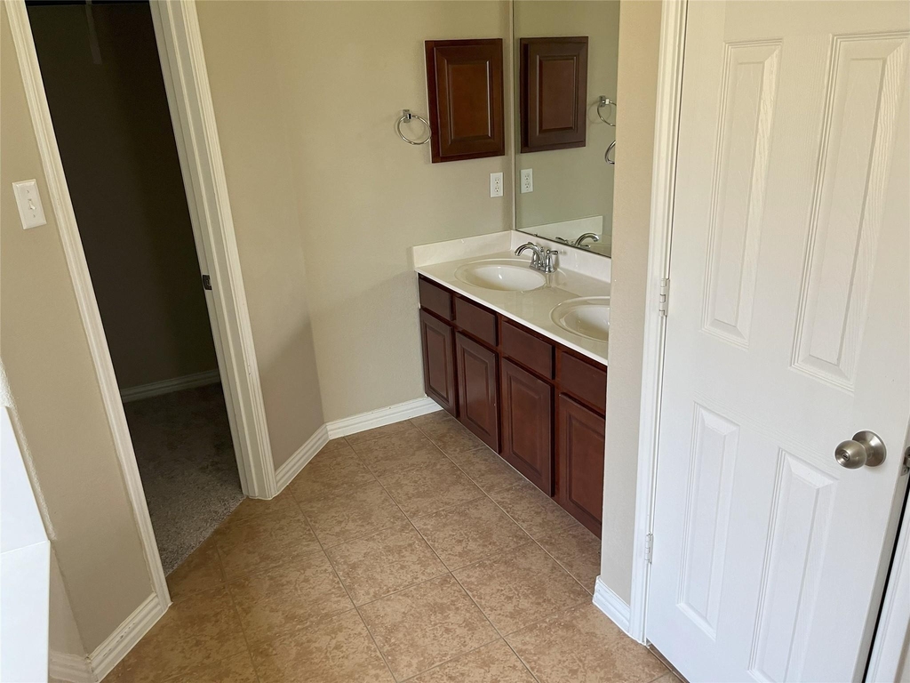 2375 Garlic Creek Dr - Photo 9