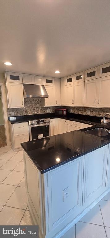 10905 Bolton Drive - Photo 9