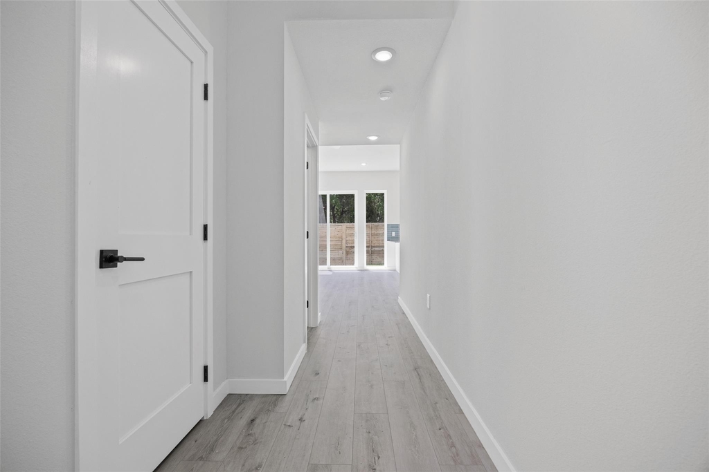 2000 Riverside Farms Rd - Photo 2