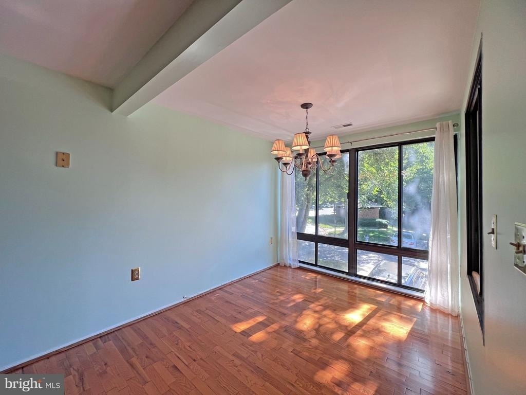 18140 Chalet Drive - Photo 10