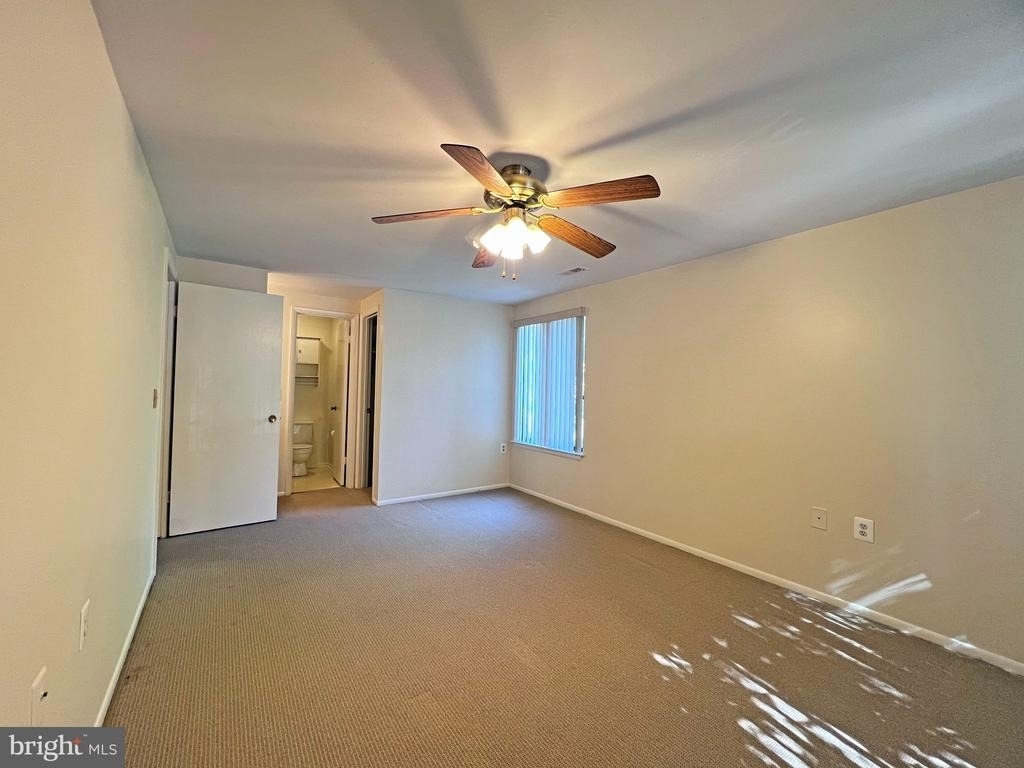 18140 Chalet Drive - Photo 18
