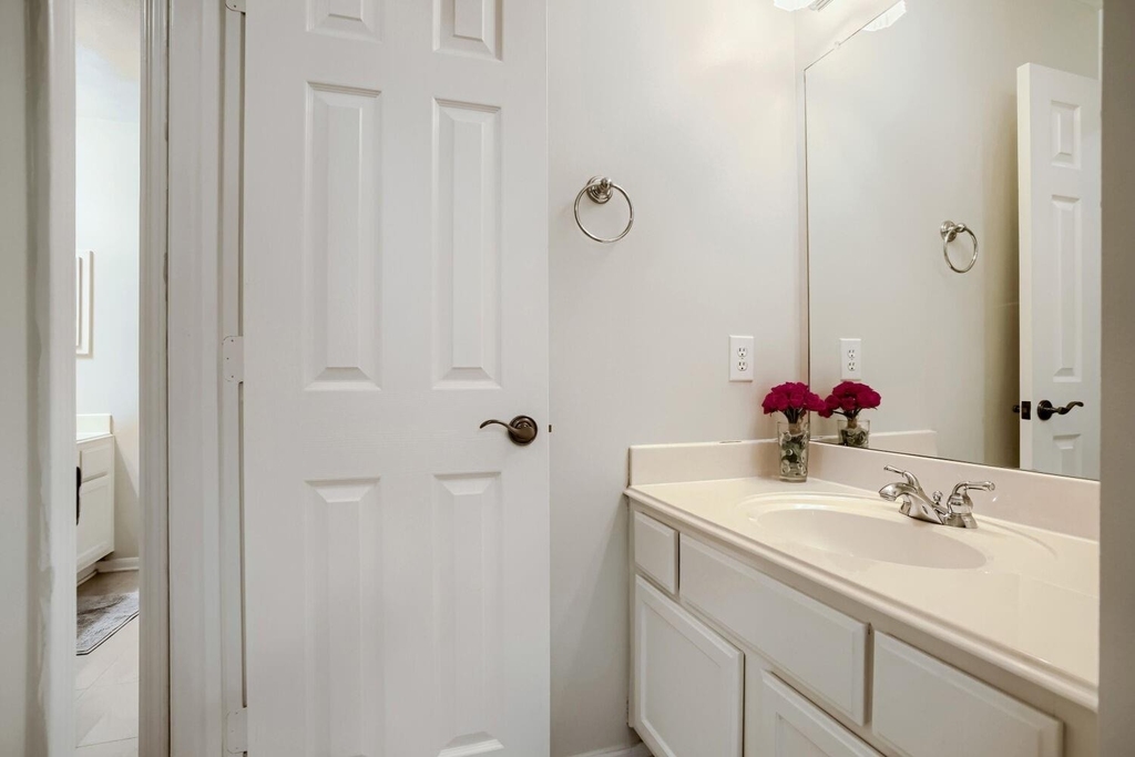 4147 E Northampton Pl - Photo 30