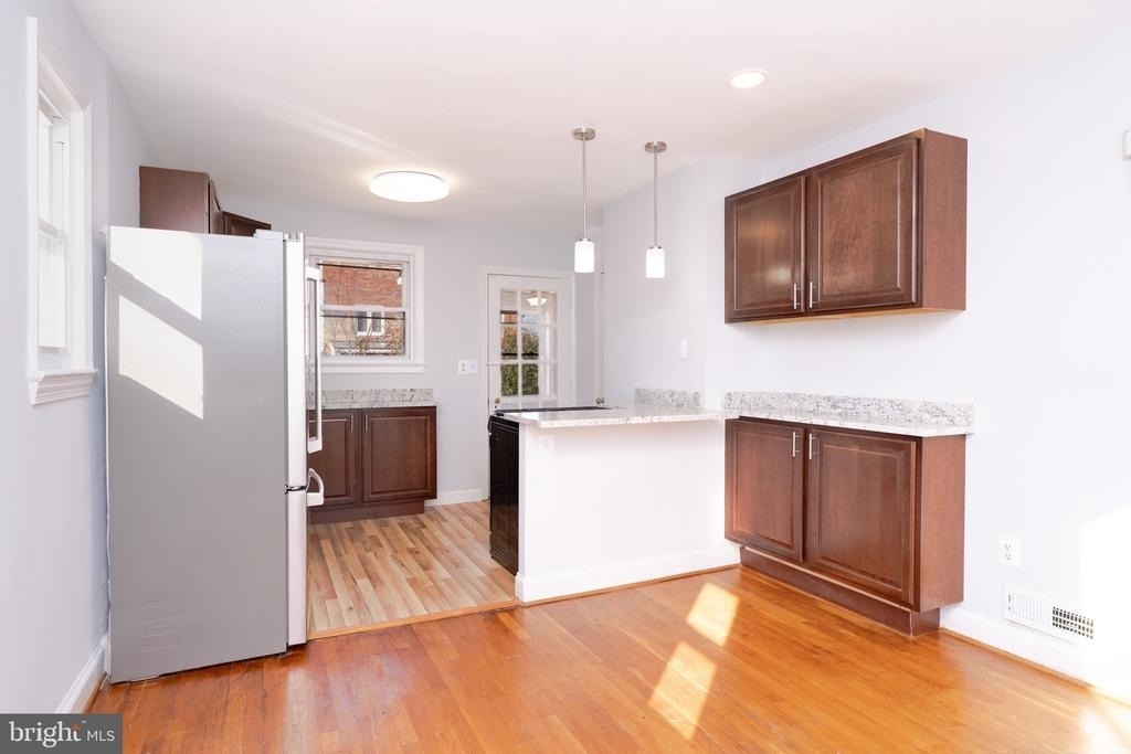10026 Lorain Avenue - Photo 10