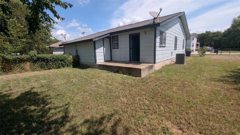 107 Beck St - Photo 7