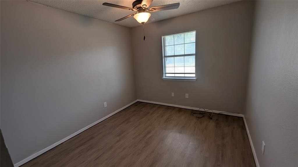 107 Beck St - Photo 6