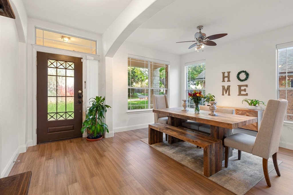 10305 Channel Island Dr - Photo 5