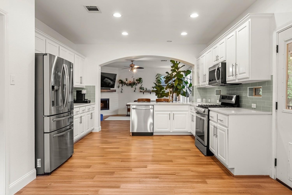 10305 Channel Island Dr - Photo 15