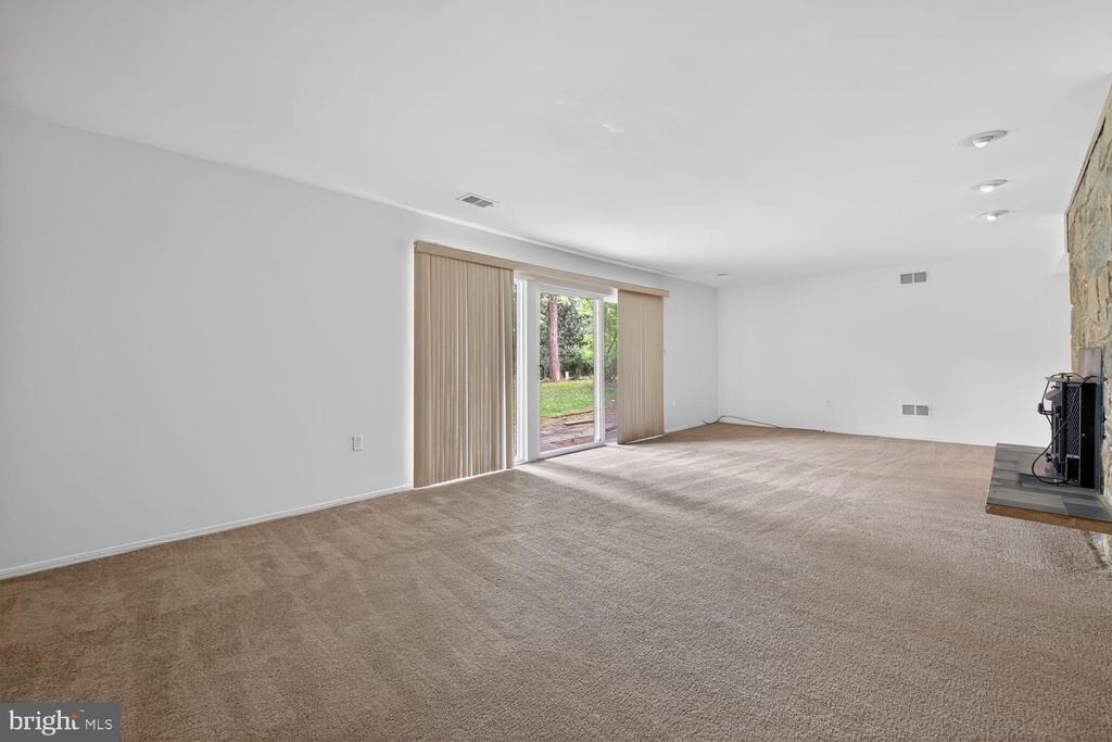 9404 Woodington Drive - Photo 30