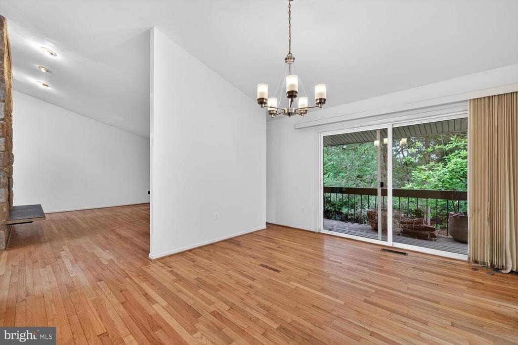 9404 Woodington Drive - Photo 10