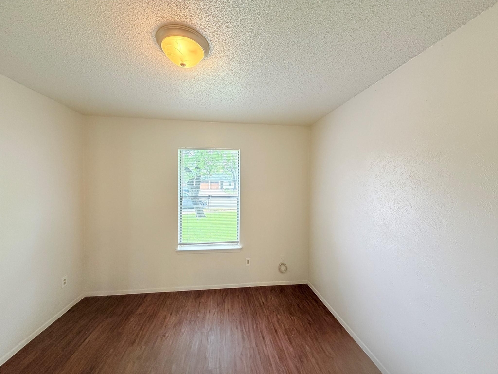 10904 Meadgreen Ct - Photo 12