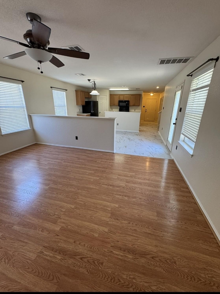 1420 Davis Mountain Loop - Photo 8