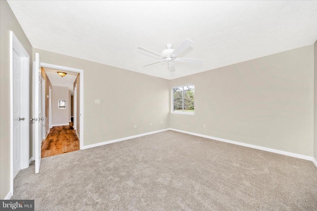 2112 Whitehall Road - Photo 37