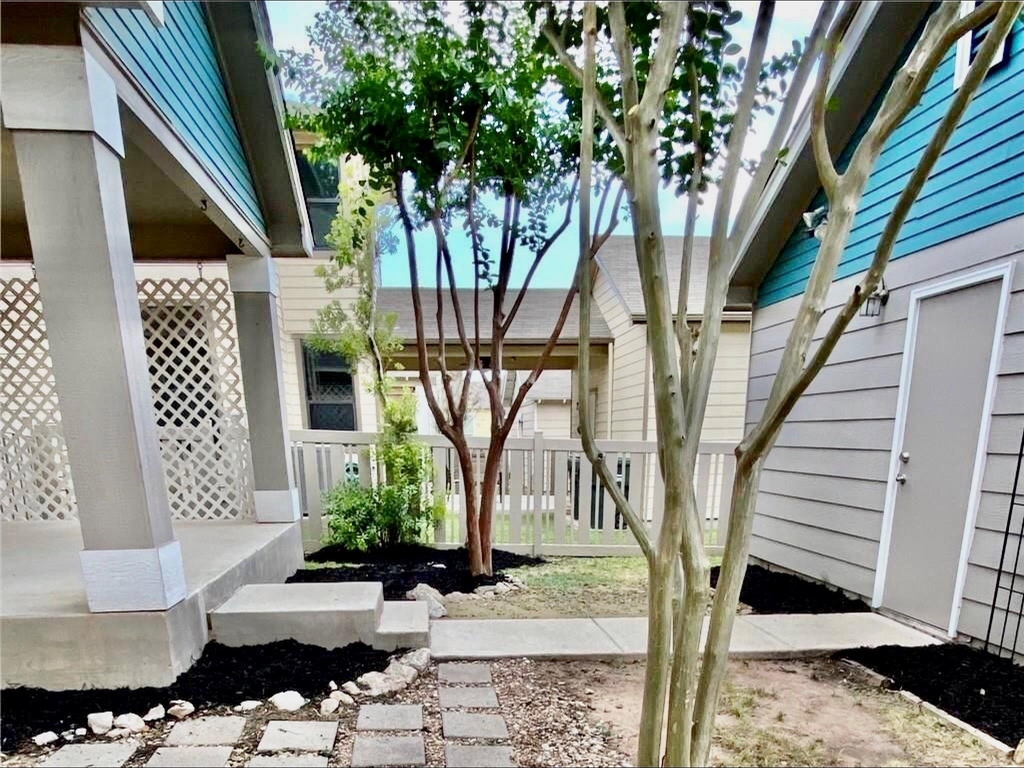 1054 Dorn - Photo 4