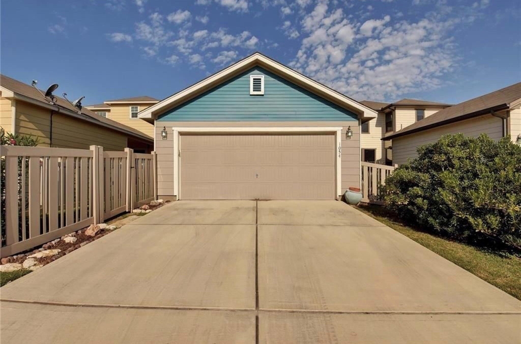 1054 Dorn - Photo 1