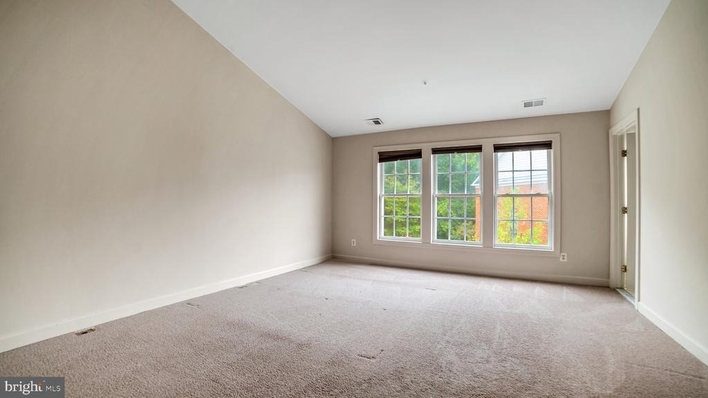 5109 Strawbridge Terrace - Photo 16