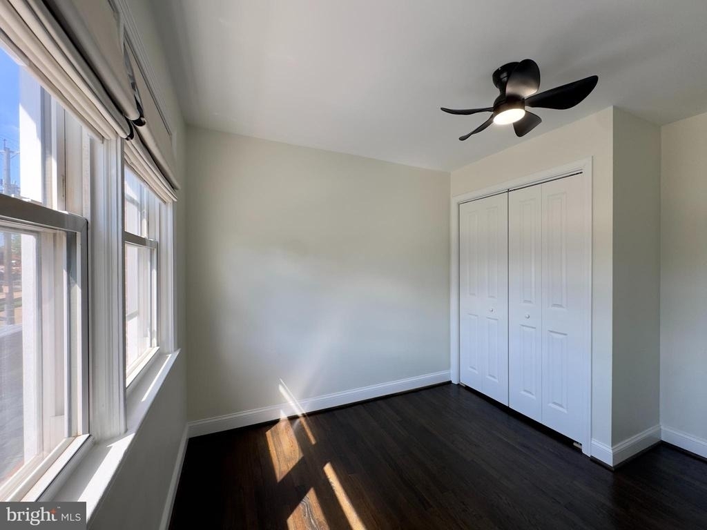7319 Conley Street - Photo 3