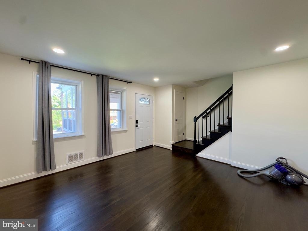 7319 Conley Street - Photo 11