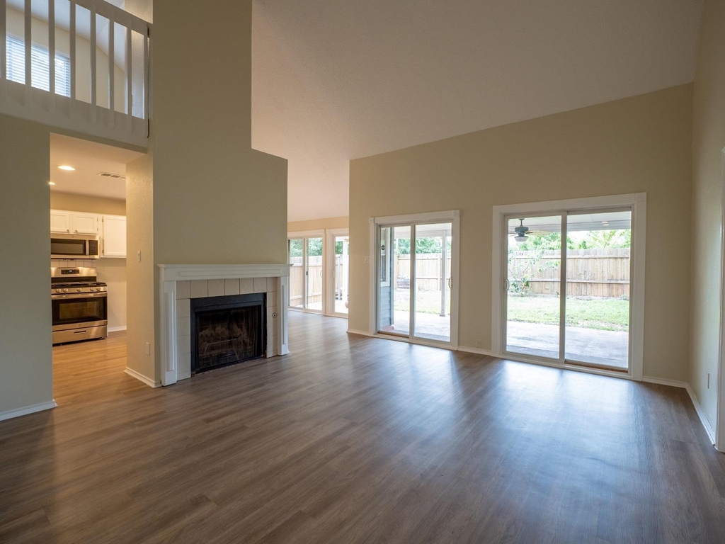 6307 Avery Island Ave - Photo 5