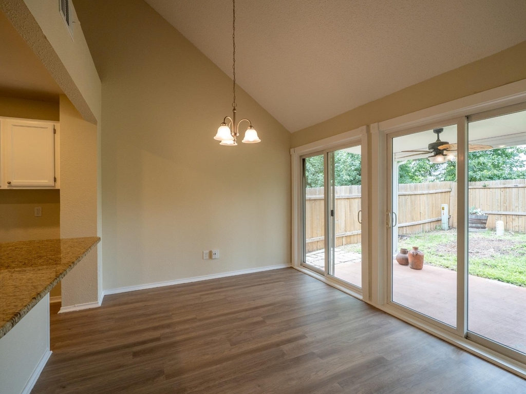 6307 Avery Island Ave - Photo 7