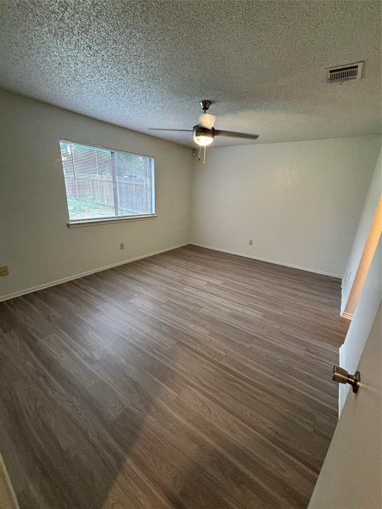1112 Byers Ln - Photo 10