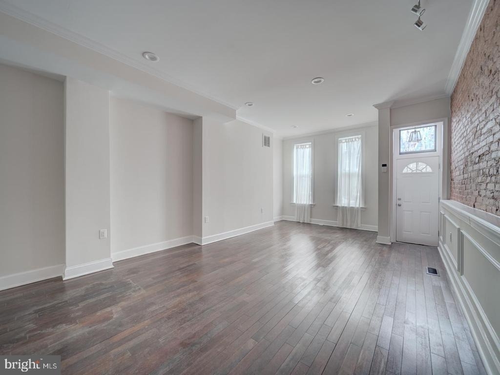 417 N Collington Ave - Photo 32