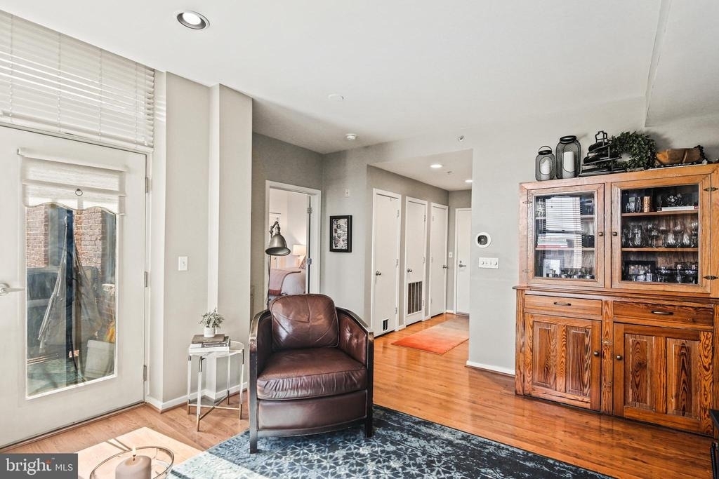 1211 Light Street - Photo 2