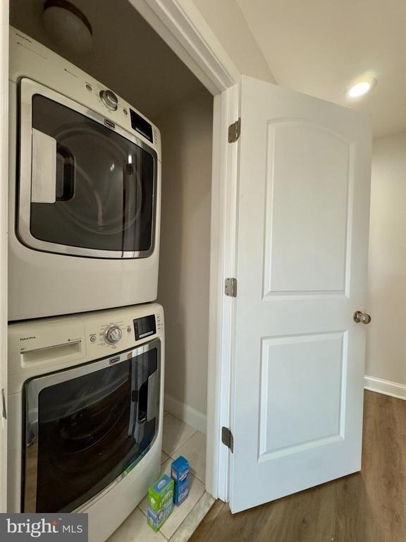 709 Scott Street - Photo 10