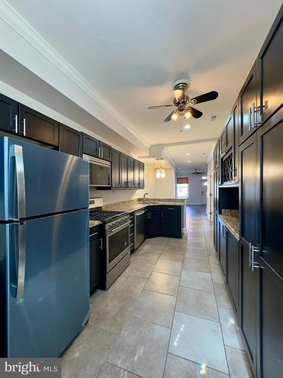 709 Scott Street - Photo 4