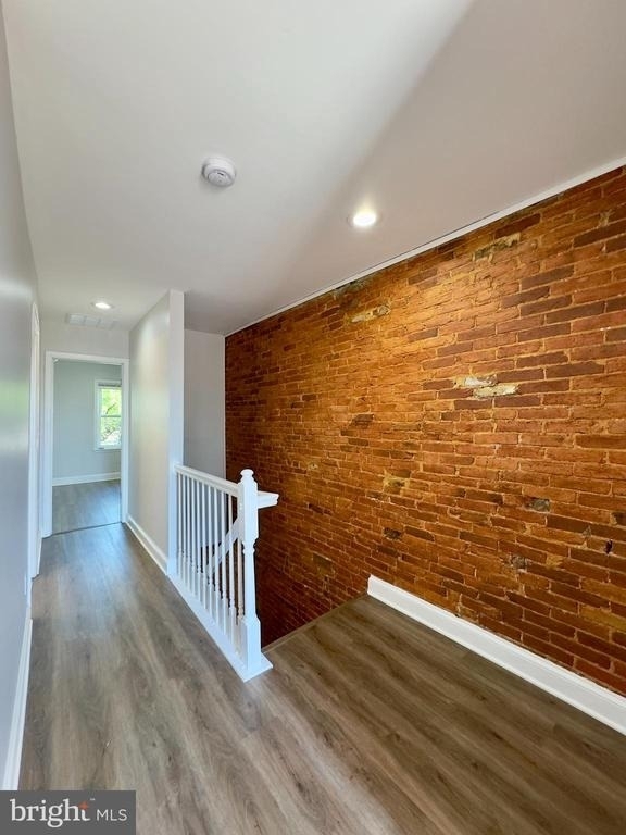 709 Scott Street - Photo 17