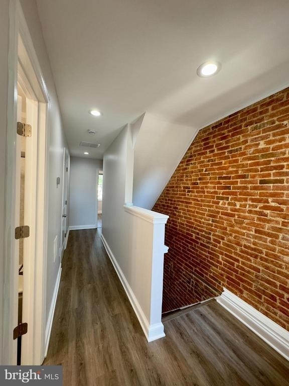 709 Scott Street - Photo 6