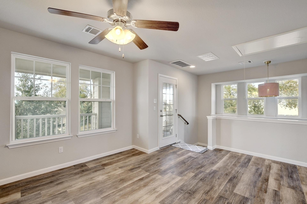 518 Stonewood Ln - Photo 18