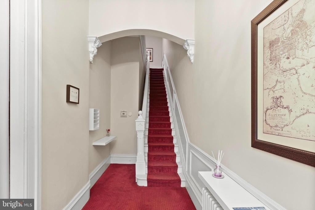 1602 Park Avenue - Photo 2