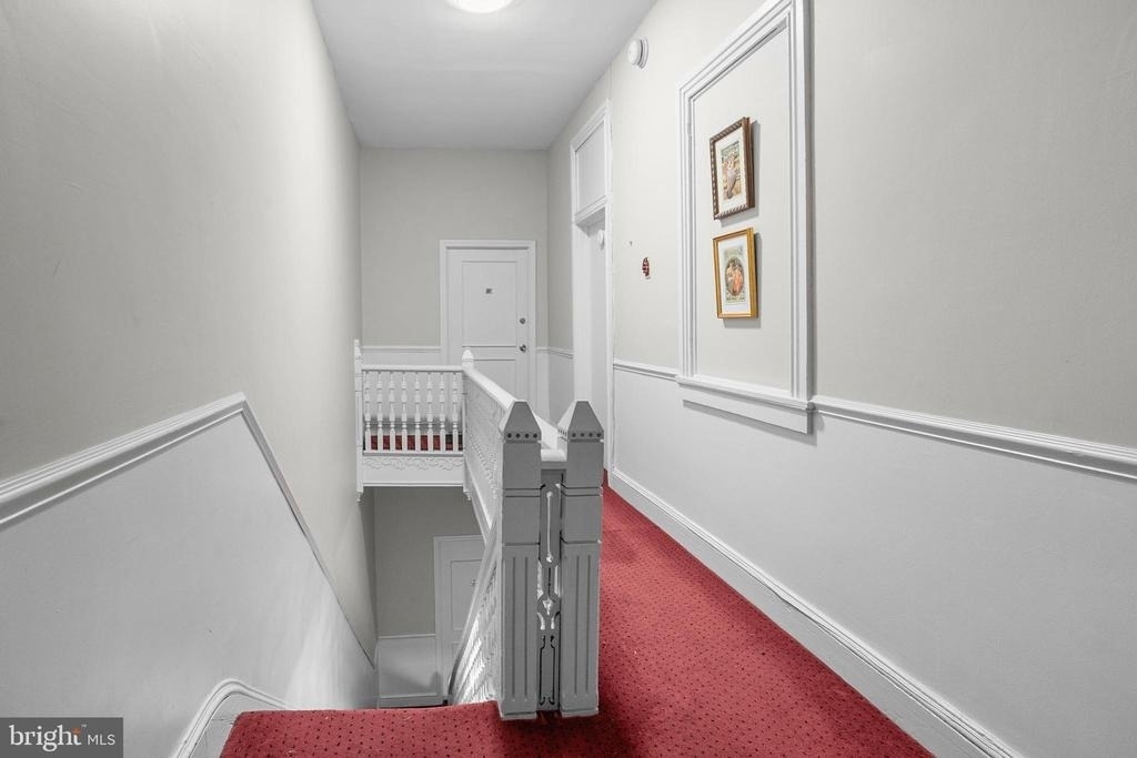 1602 Park Avenue - Photo 4