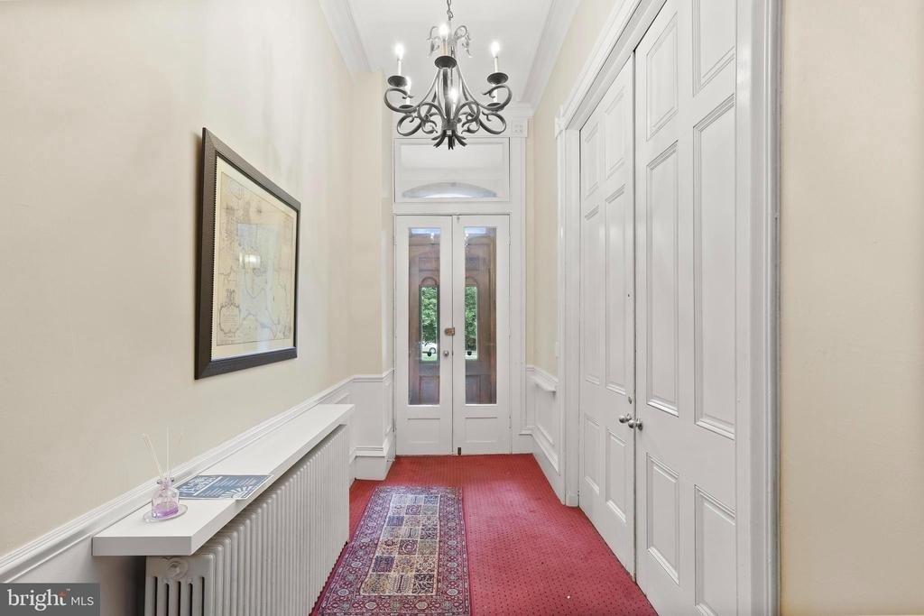 1602 Park Avenue - Photo 3