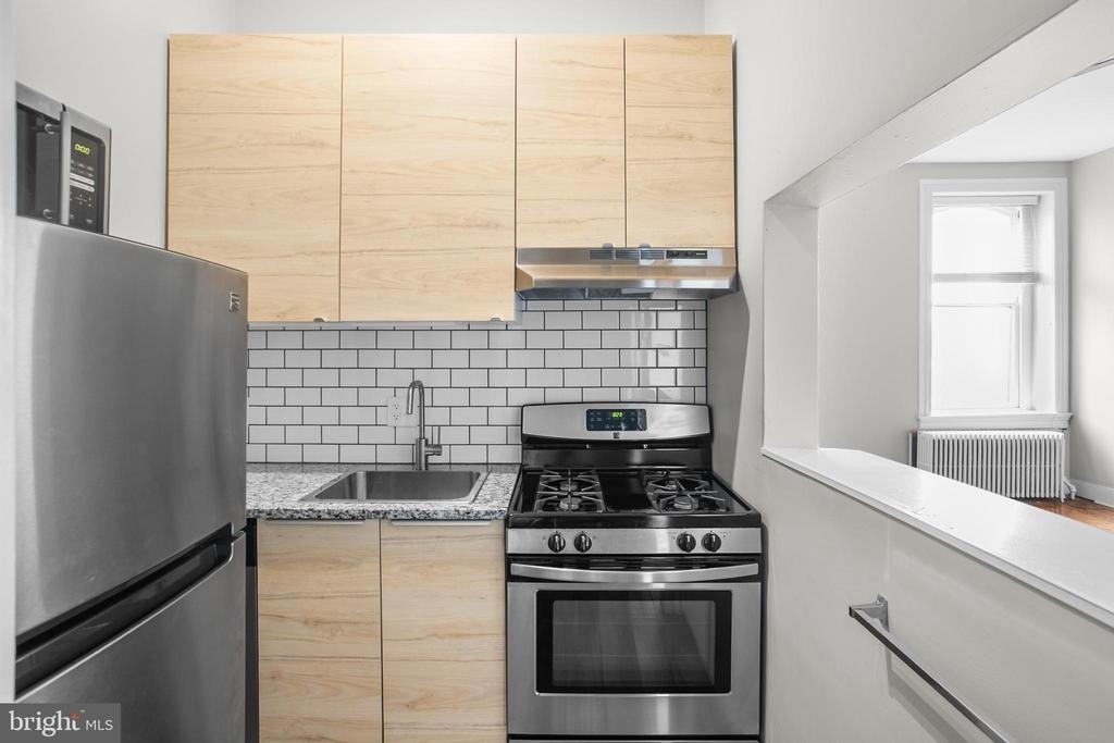 1602 Park Avenue - Photo 8