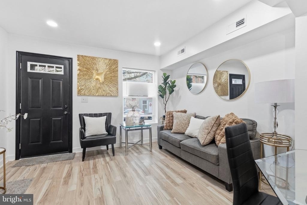610 Scott Street - Photo 3