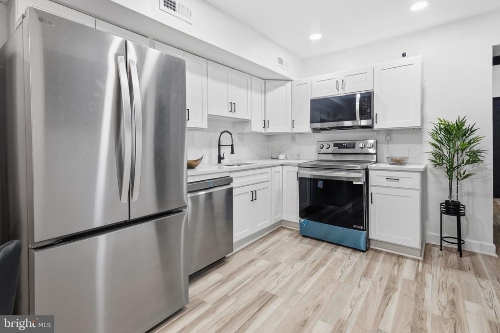 610 Scott Street - Photo 5