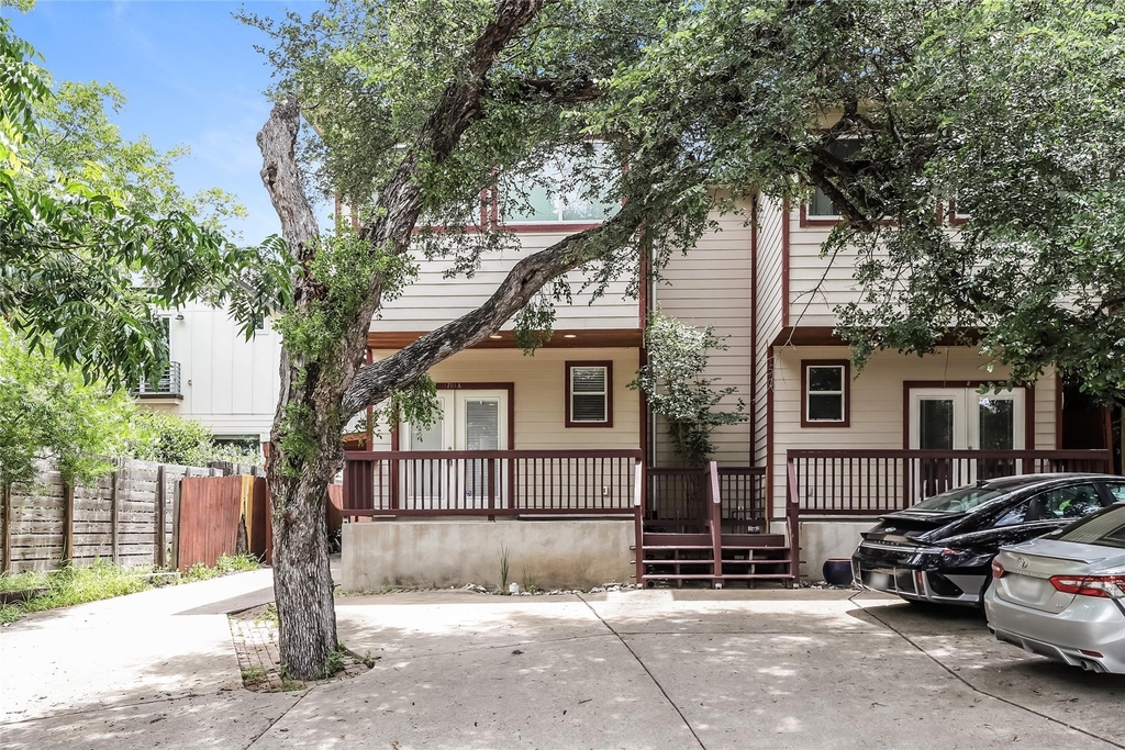 1701 Sanchez St - Photo 2