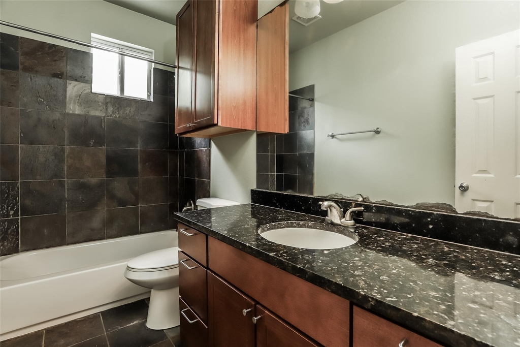 1701 Sanchez St - Photo 17