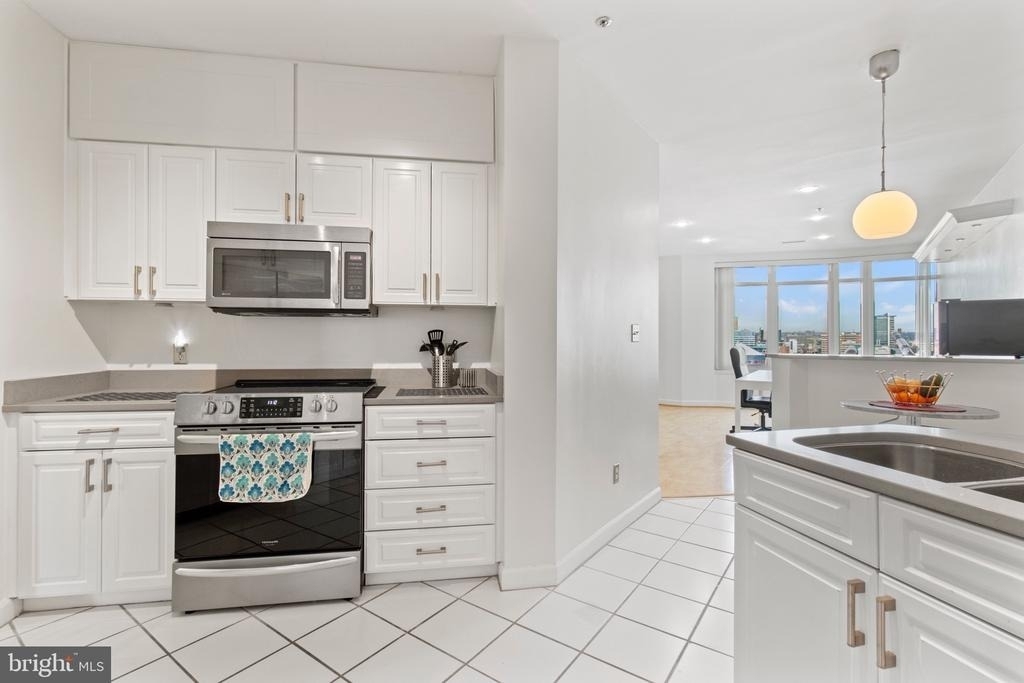 100 Harborview Drive - Photo 22
