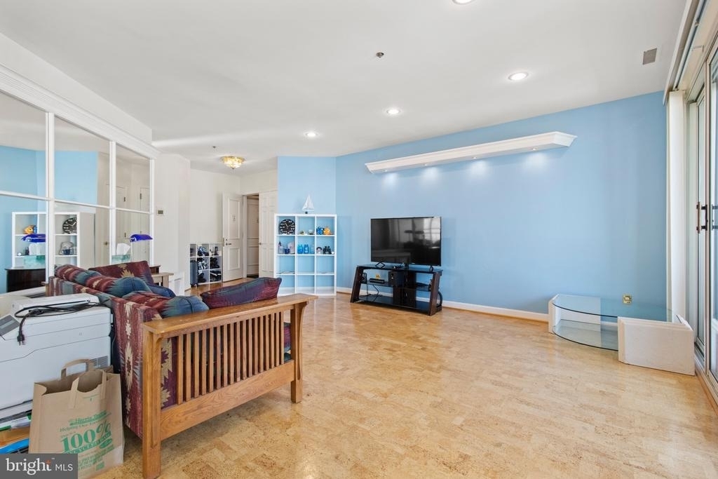 100 Harborview Drive - Photo 18