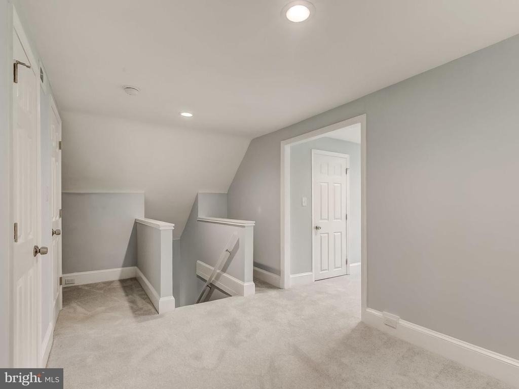 4813 Crowson Avenue - Photo 26