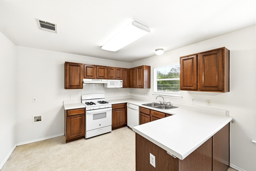220 Peppergrass Cv - Photo 11
