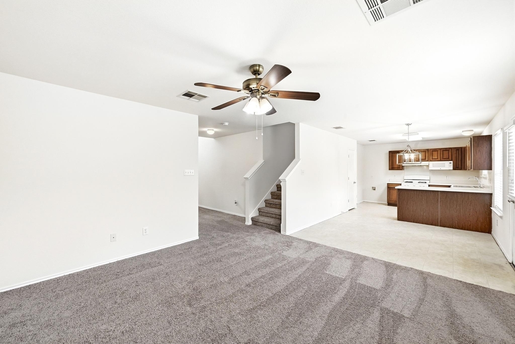 220 Peppergrass Cv - Photo 4