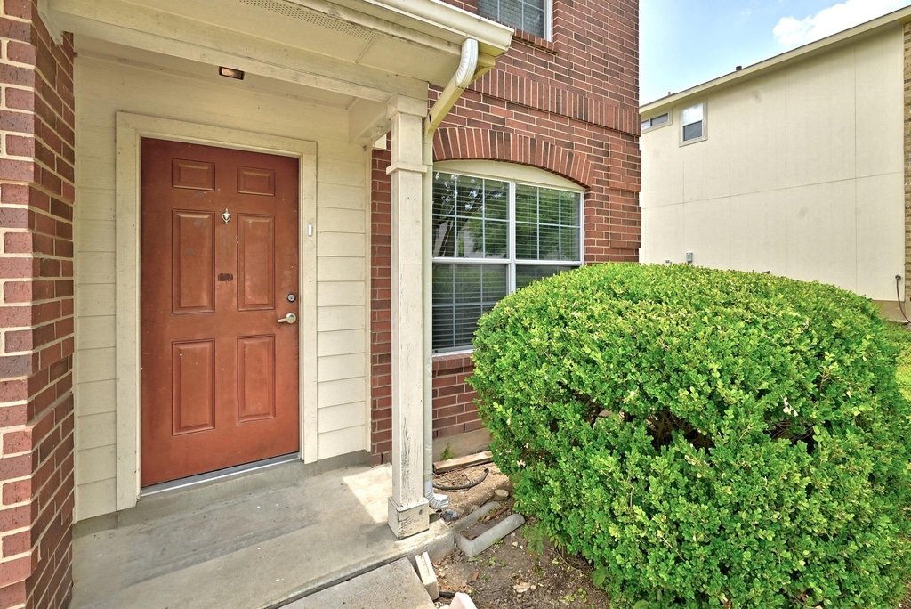 220 Peppergrass Cv - Photo 2