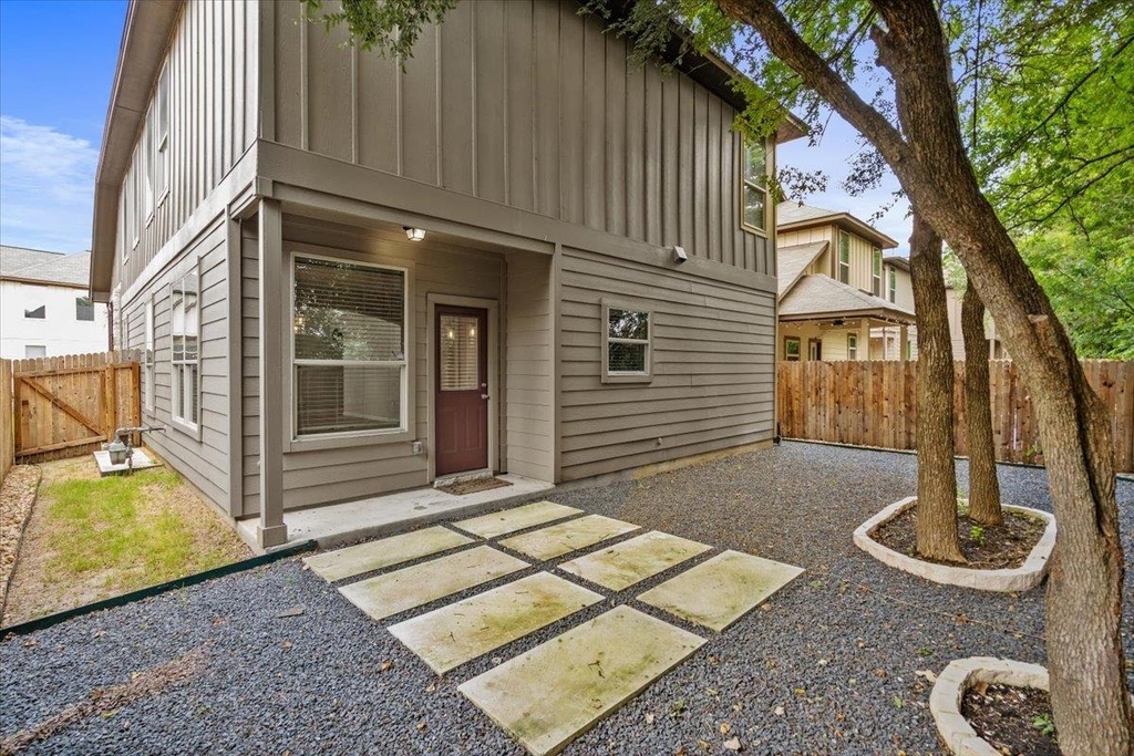 9413 Tanager Way - Photo 32