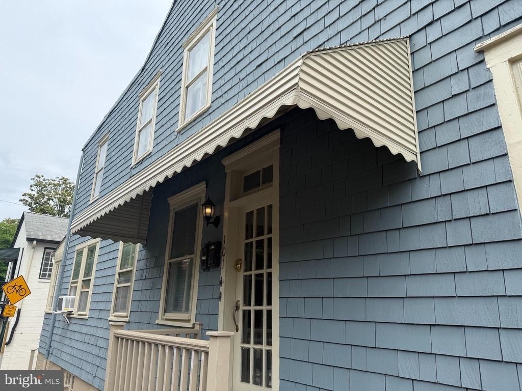 101 Charles Street - Photo 0