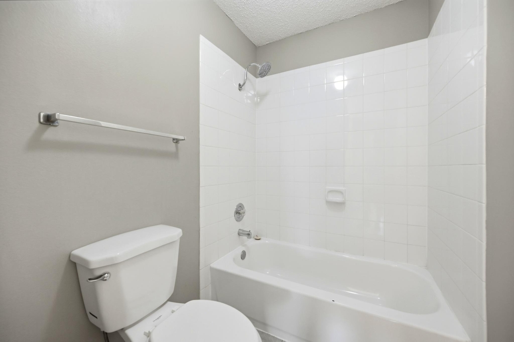 4507 Sherwood Way - Photo 15