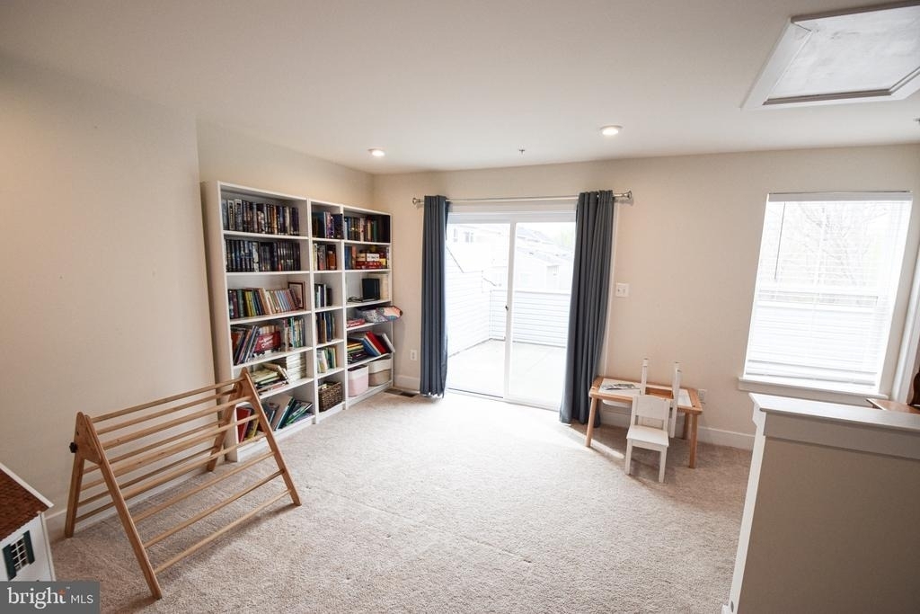 1438 Honey Locust Drive - Photo 5