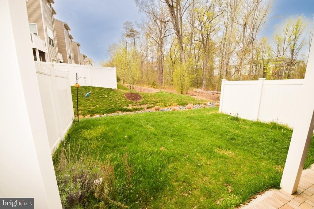 1438 Honey Locust Drive - Photo 20